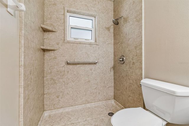 209 GENET COURT, Sun City Center, FL 33573