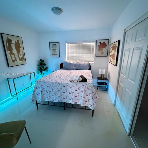 119 SE 9th St 12, Hallandale Beach, FL 33009