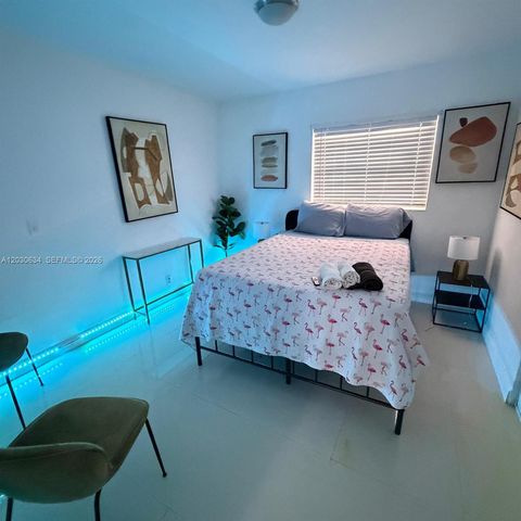 119 SE 9th St 12, Hallandale Beach, FL 33009
