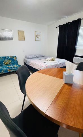 119 SE 9th St 12, Hallandale Beach, FL 33009