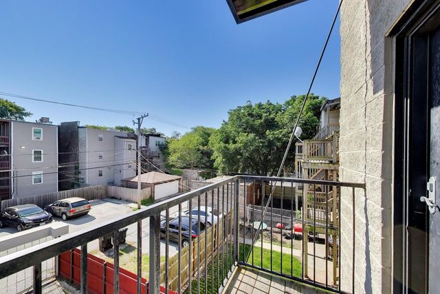 6835 S Cornell Avenue 2S, Chicago, IL 60649