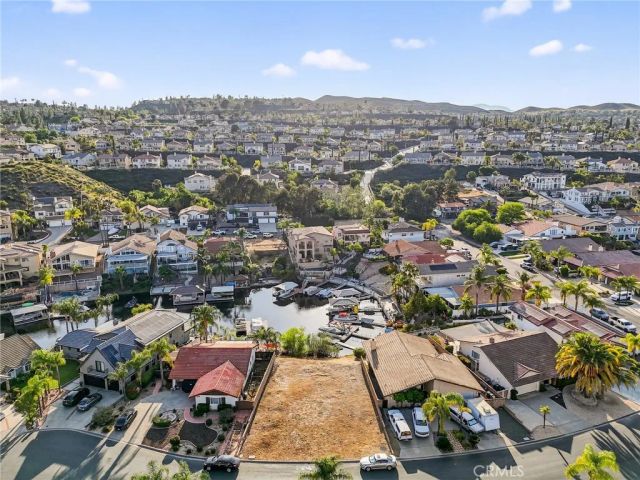 21951 Stawberry, Canyon Lake, CA 92587