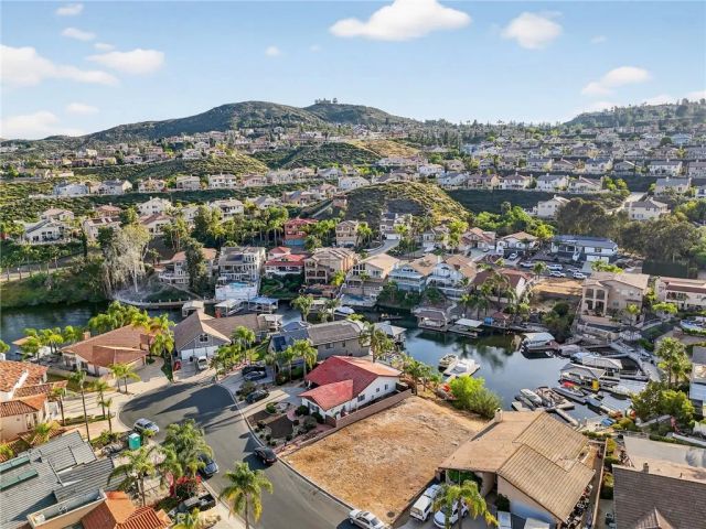 21951 Stawberry, Canyon Lake, CA 92587