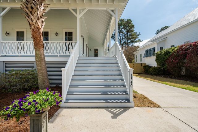 1340 Langford Road, Mount Pleasant, SC 29464