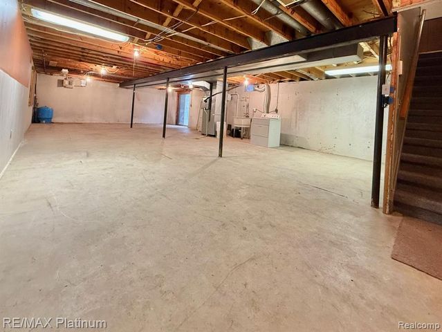 3101 Sands Court, Milford, MI 48380