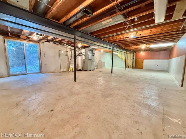 3101 Sands Court, Milford, MI 48380