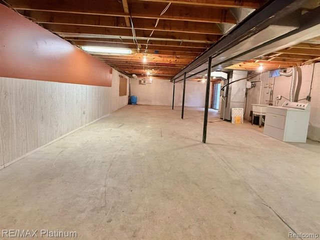 3101 Sands Court, Milford, MI 48380