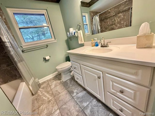 3101 Sands Court, Milford, MI 48380