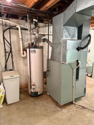 3101 Sands Court, Milford, MI 48380