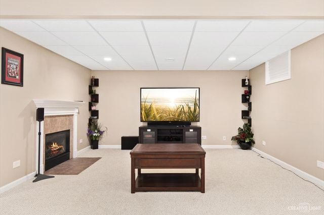 39W089 Adobe Ridge, Elgin, IL 60124