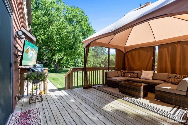 39W089 Adobe Ridge, Elgin, IL 60124