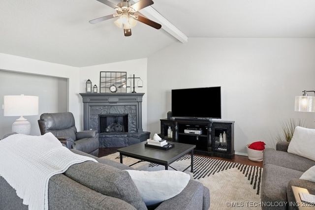 1913 Glendale Road, Sapulpa, OK 74066