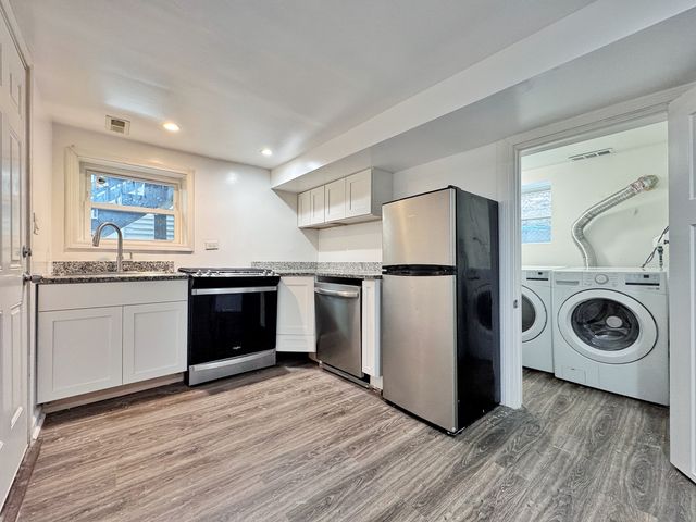 3316 W Flournoy Street G, Chicago, IL 60624