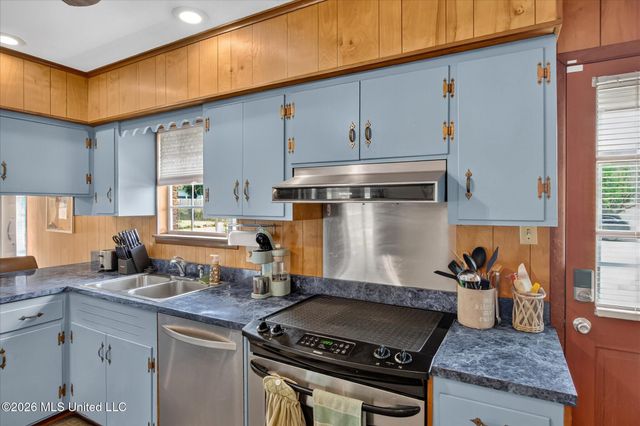 205 Saint Augustine Drive, Long Beach, MS 39560