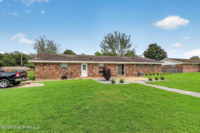 205 Saint Augustine Drive, Long Beach, MS 39560