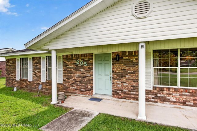 205 Saint Augustine Drive, Long Beach, MS 39560
