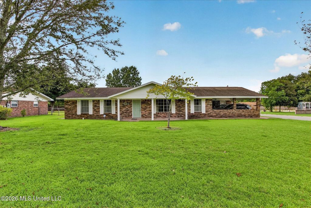 205 Saint Augustine Drive, Long Beach, MS 39560