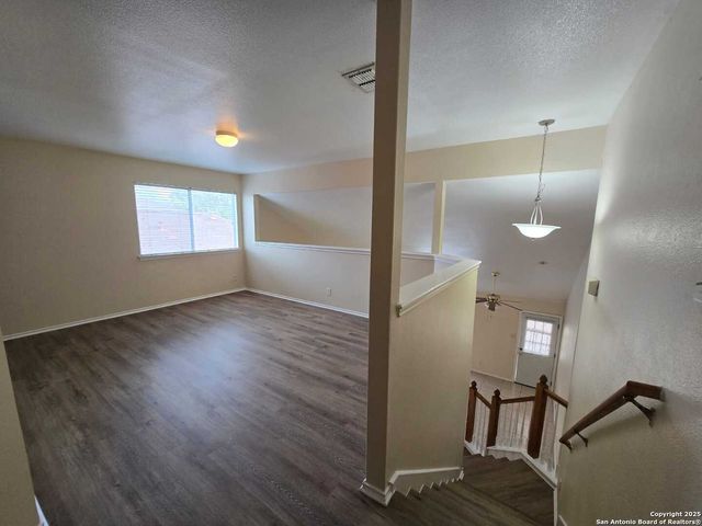 566 Rattler Bluff, San Antonio, TX 78251