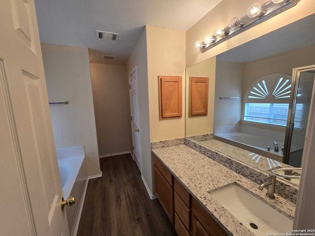 566 Rattler Bluff, San Antonio, TX 78251