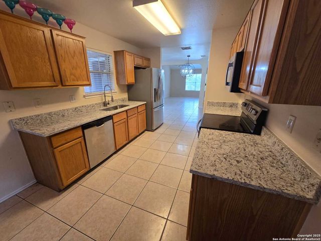 566 Rattler Bluff, San Antonio, TX 78251