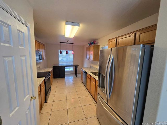 566 Rattler Bluff, San Antonio, TX 78251