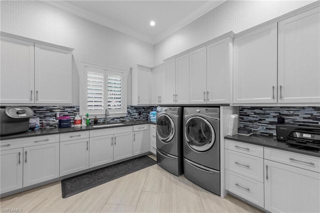 4517 Brynwood DR, Naples, FL 34119