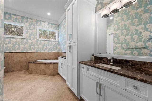 4517 Brynwood DR, Naples, FL 34119