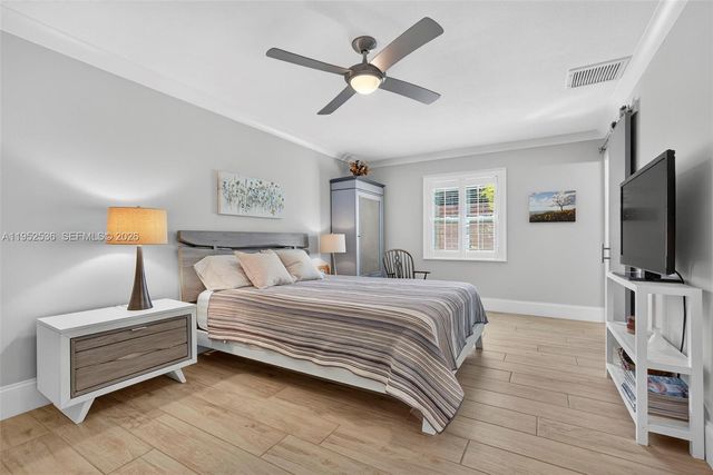 5060 Mongo Way, Palm Beach Gardens, FL 33418