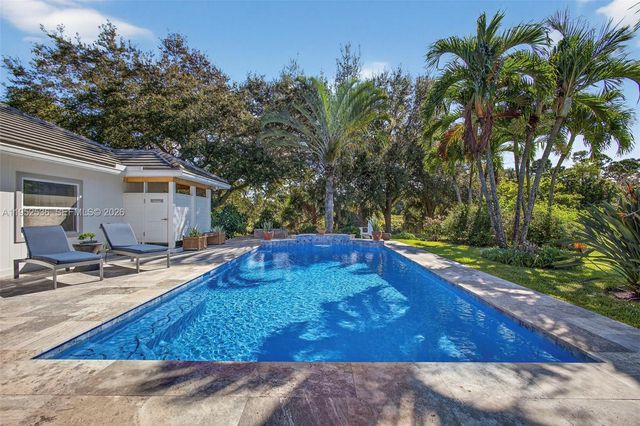 5060 Mongo Way, Palm Beach Gardens, FL 33418