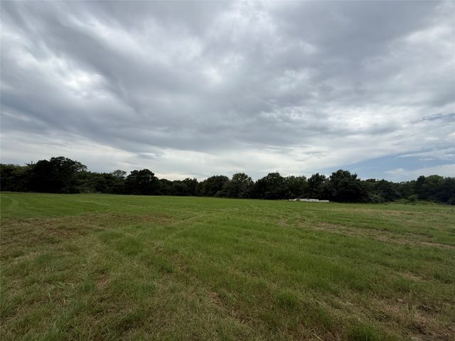 000 county road 313 Co Rd 313, Terrell, TX 75161