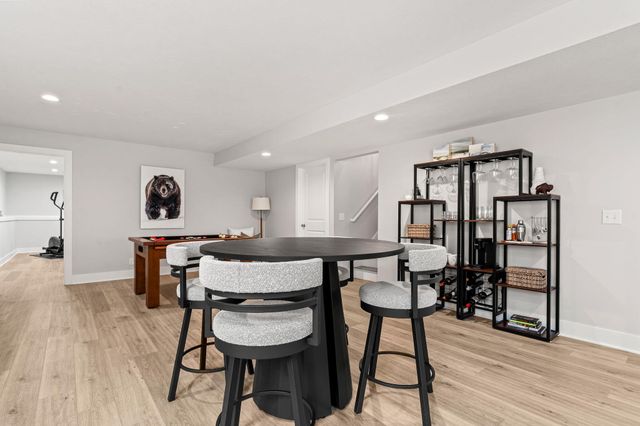 489 S Union Street, Douglas Vllg, MI 49406