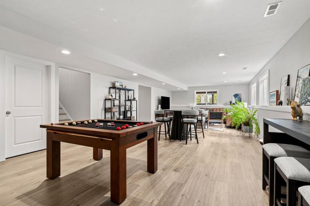 489 S Union Street, Douglas Vllg, MI 49406