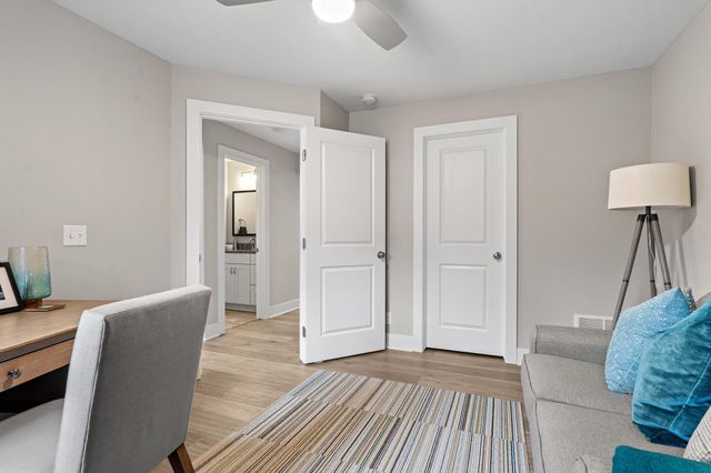 489 S Union Street, Douglas Vllg, MI 49406