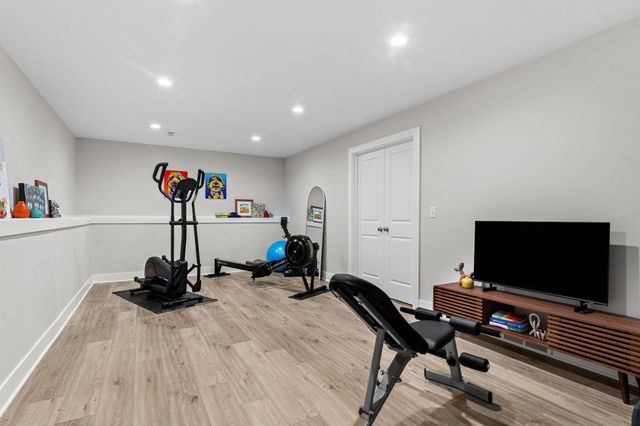 489 S Union Street, Douglas Vllg, MI 49406