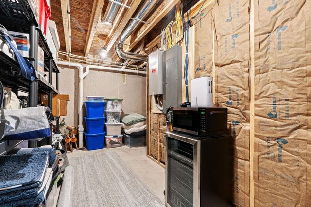 489 S Union Street, Douglas Vllg, MI 49406