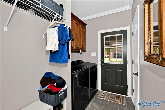 1303 Spring Branch Drive NE, Hartselle, AL 35640