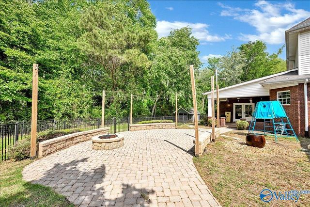 1303 Spring Branch Drive NE, Hartselle, AL 35640