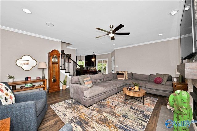 1303 Spring Branch Drive NE, Hartselle, AL 35640