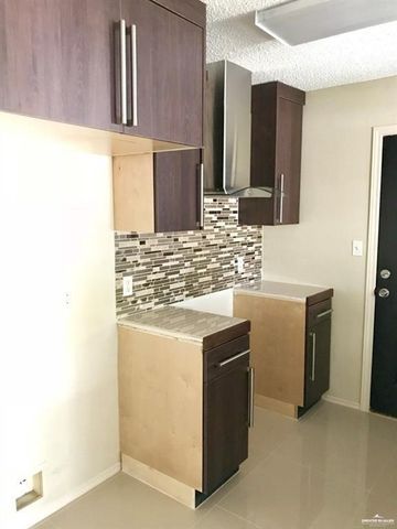 3921 Zinnia Avenue, Mcallen, TX 78504