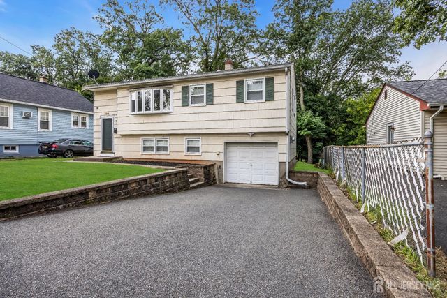 396 S 7th Avenue S, Highland Park, NJ 08904