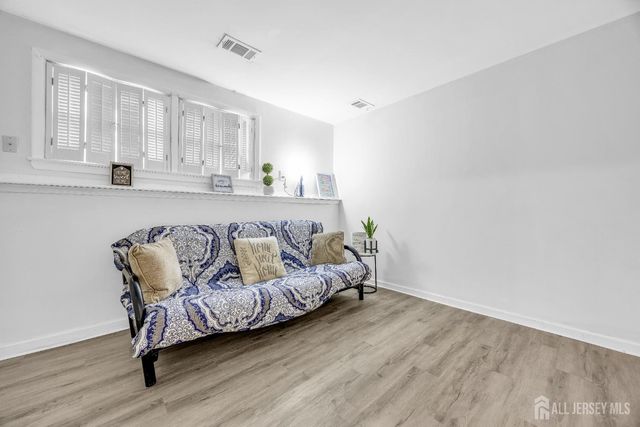 396 S 7th Avenue S, Highland Park, NJ 08904