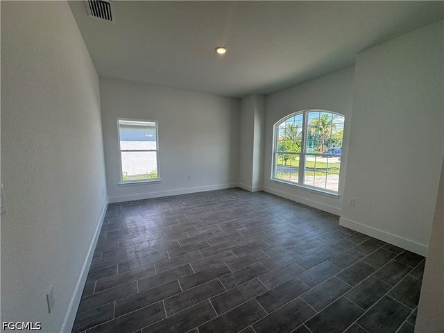 302 SE 1st TER, Cape Coral, FL 33990