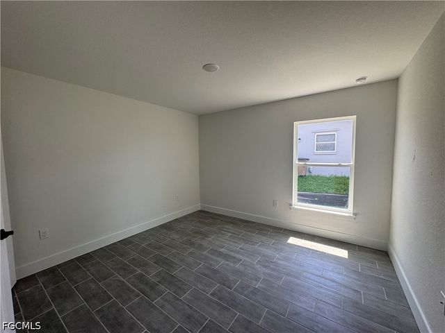 302 SE 1st TER, Cape Coral, FL 33990