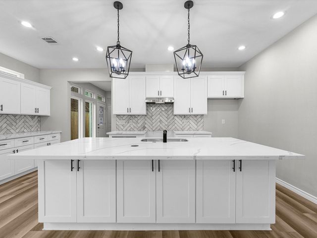 1319 W Bell Street, Houston, TX 77019