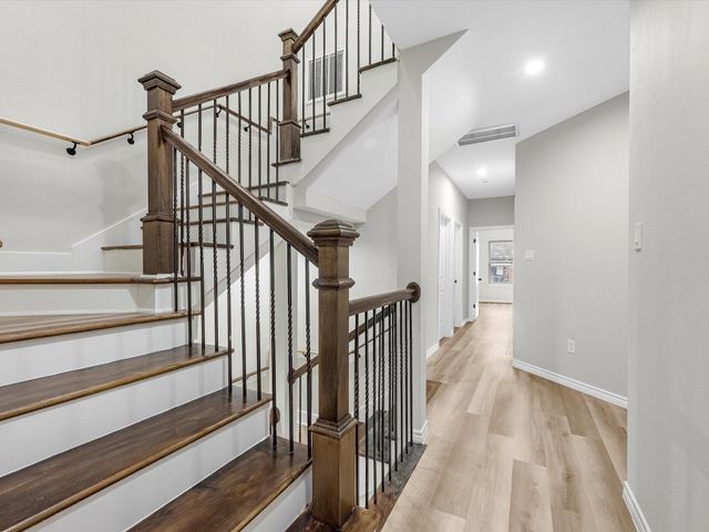 1319 W Bell Street, Houston, TX 77019