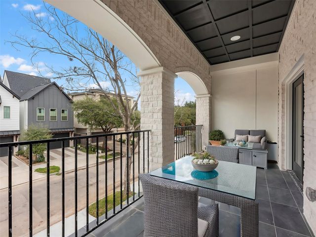 1319 W Bell Street, Houston, TX 77019