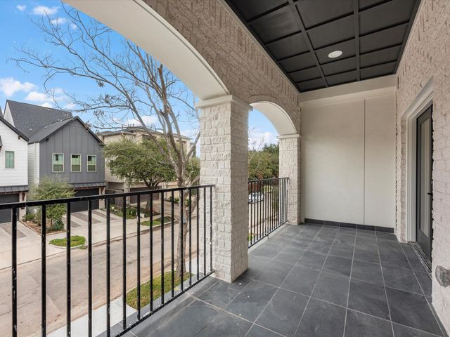 1319 W Bell Street, Houston, TX 77019