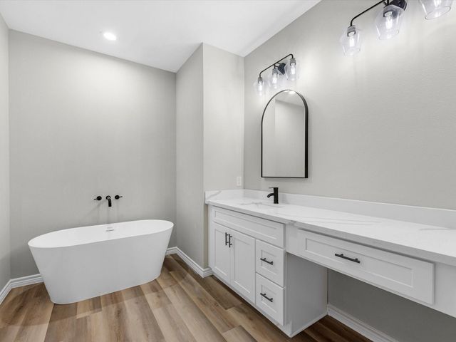 1319 W Bell Street, Houston, TX 77019