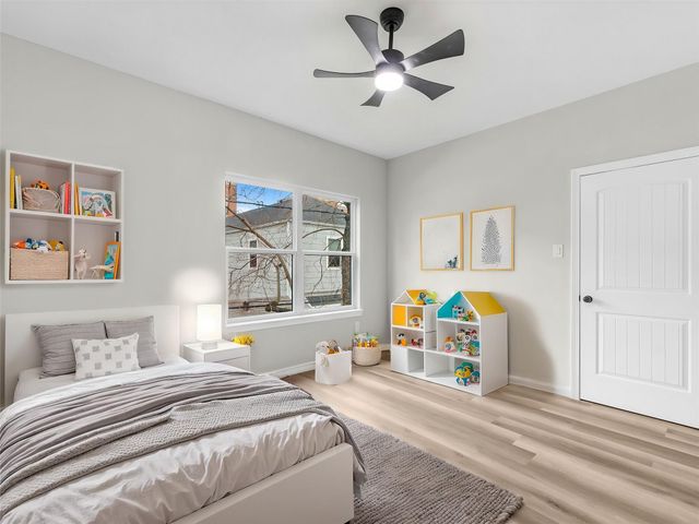 1319 W Bell Street, Houston, TX 77019