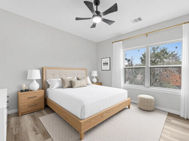 1319 W Bell Street, Houston, TX 77019